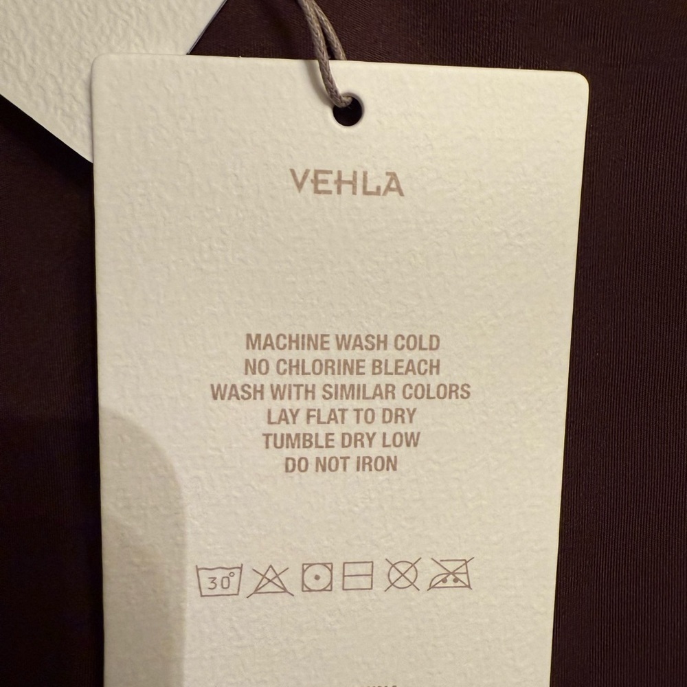 Vehla Leggings And Crop Top Set Choc Size L Brand New Activewear Pilates — image 4 of 8